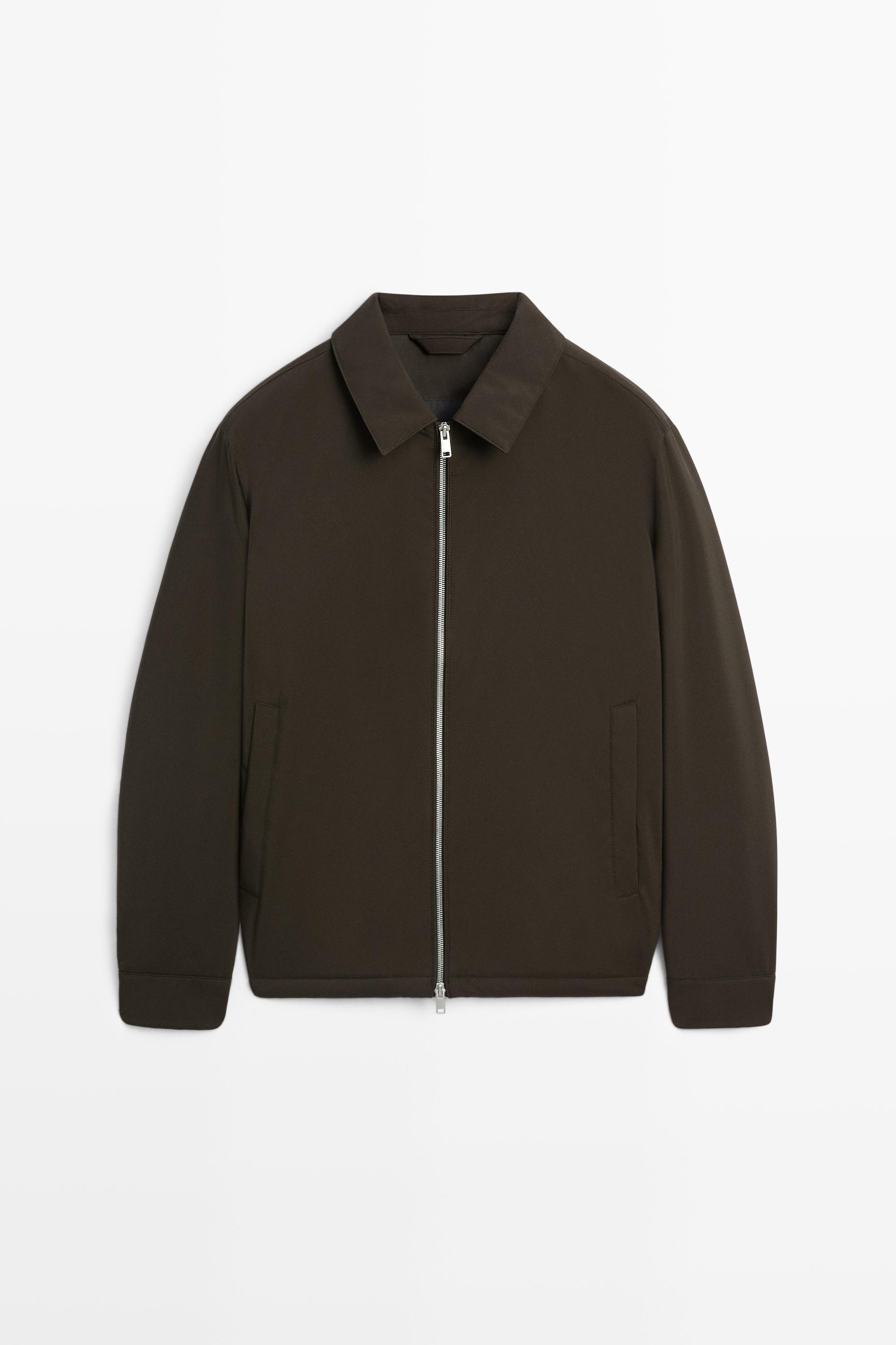Lightweight jacket with collar detail